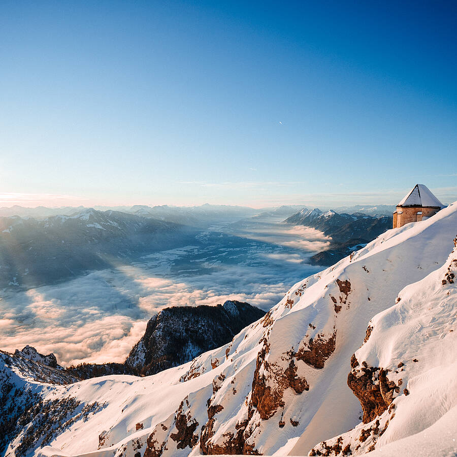 Winter am Dobratsch mit Blick auf die Kapelle